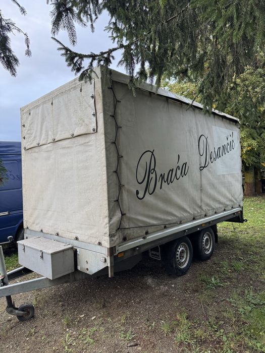 Remorca SARIS 2700 kg