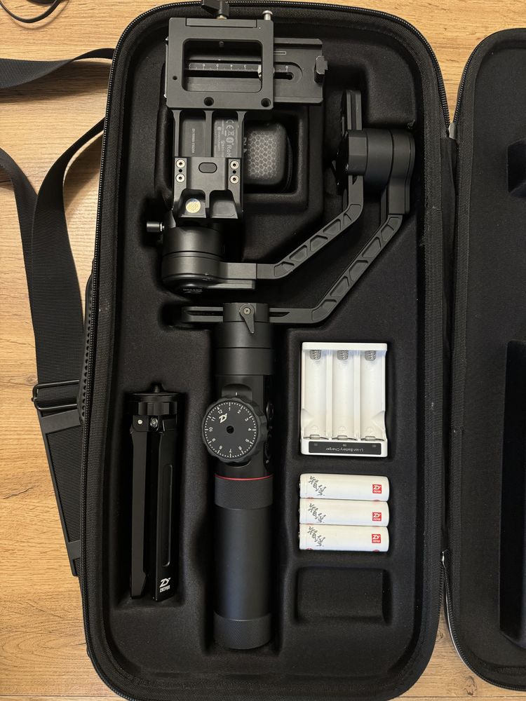 Электронный стабилизатор Zhiyun-Tech Crane-2 с Follow Focus