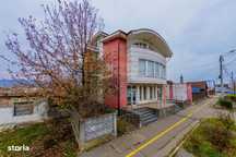 Va propun spre vanzare o locatie cu multiple functionalitati