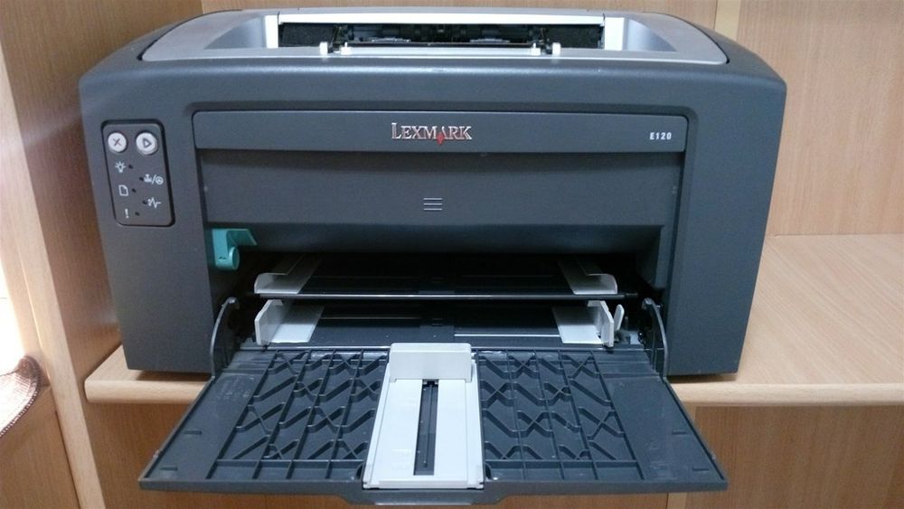 Lexmark E120 принтер