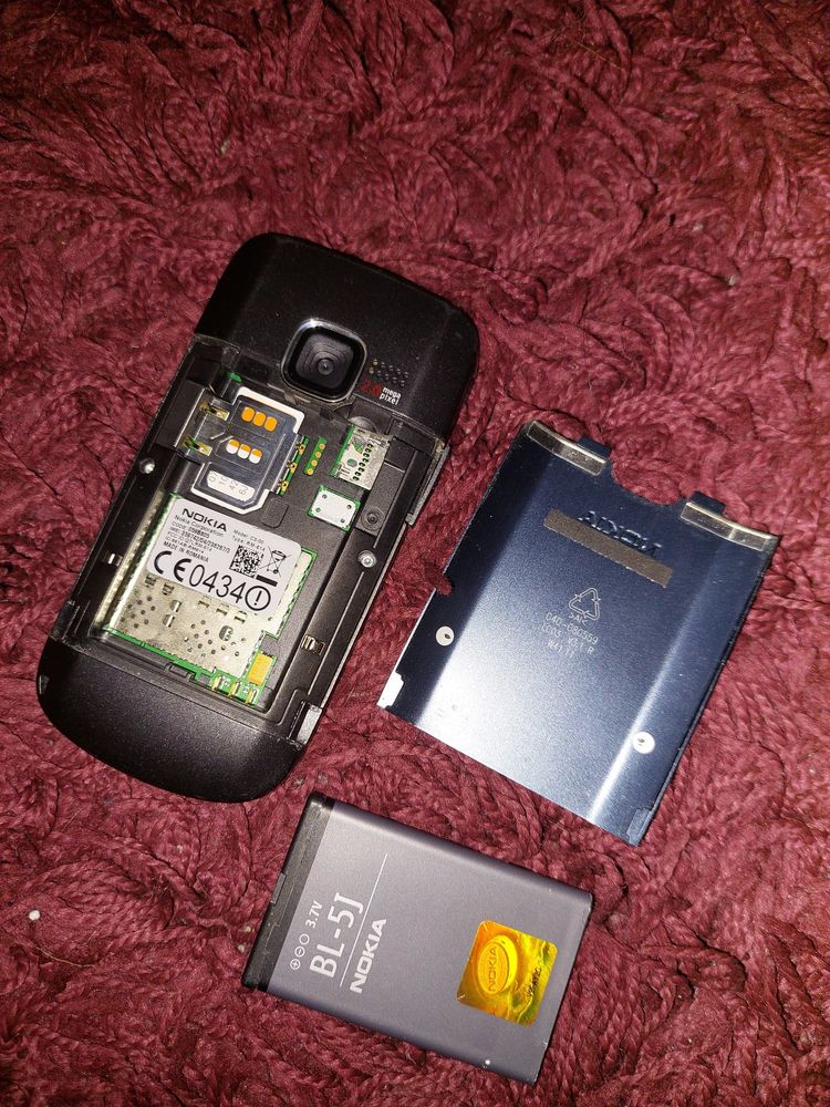 Nokia C3 tel vechi vintage colectie qwerty wifi