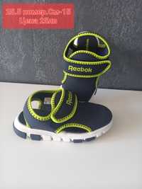 Отворени обувки  Reebok