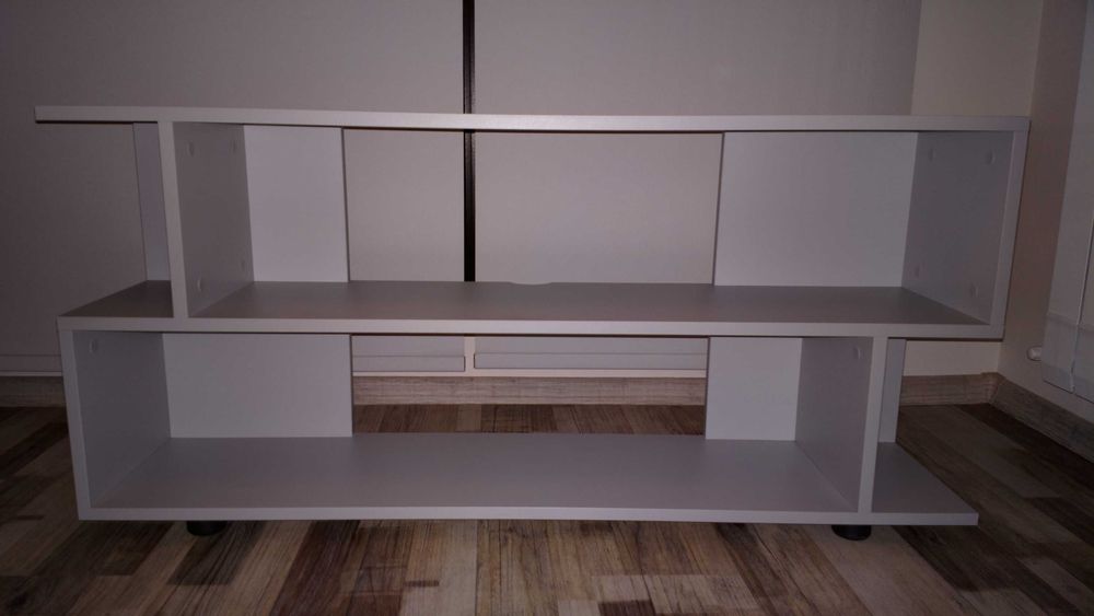 ТВ шкаф изработен по поръчка