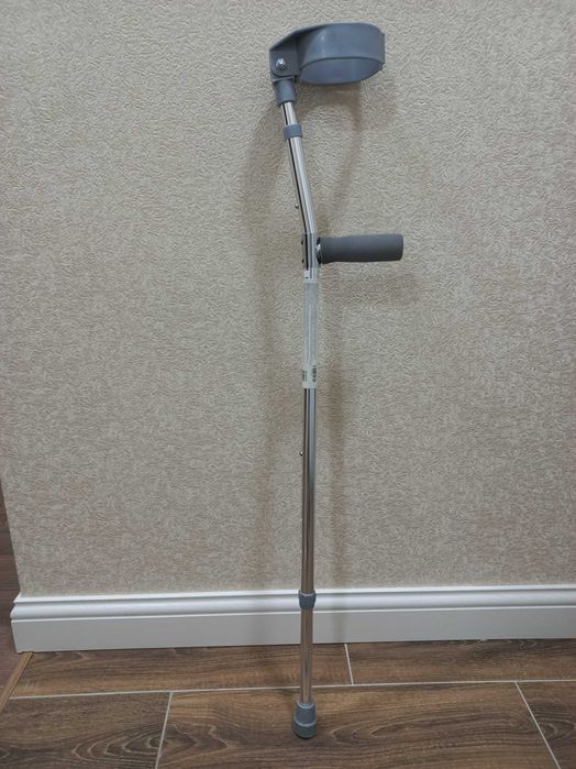 Трость костыль регулируемый