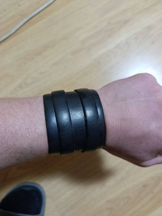 Brățări din piele