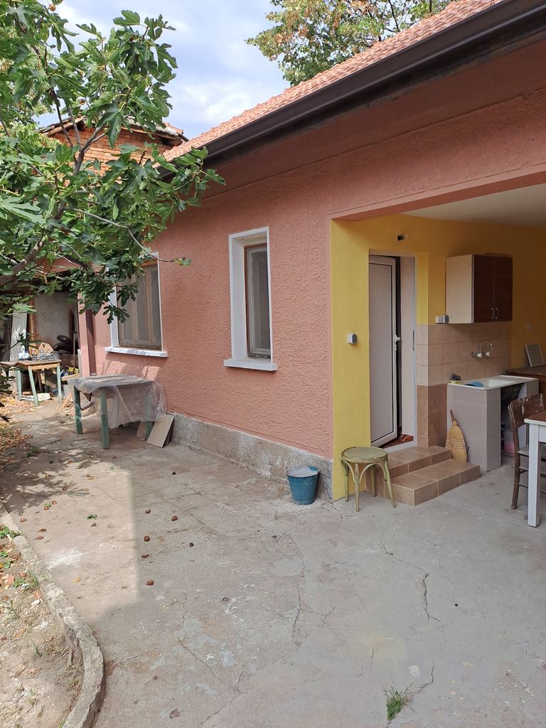 Продава се Къща в с. Торос, Област Ловеч - 100 кв.м за 663 €/кв.м - Снимка #3