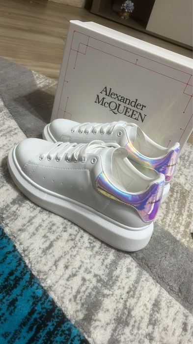 Alexander McQueen 41