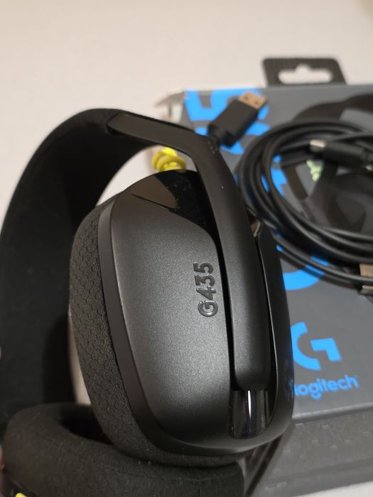 Безжични слушалки Logitech G435