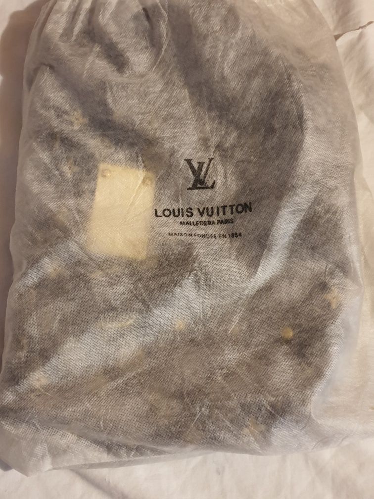 Чанта louis Vuitton inventeur