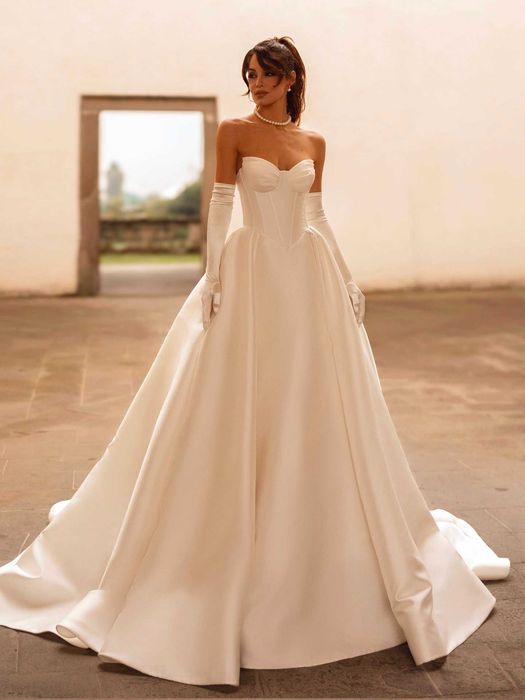 Dominiss Vivienne булчинска булченска рокля XS 34  с воал и ръкавици