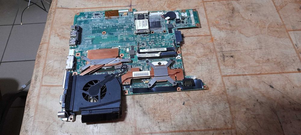 Placi laptop: Acer, Dell, Lenovo, HPdv5/6, Medion, Asus, Samsung