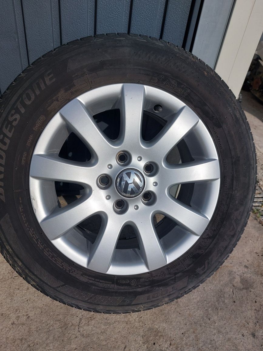 Set jante aliaj originale vw R15 5x112 6.5J ET50 cu anvelope 195 65 15