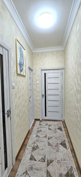 Чиланзар -11 квартал 2-х комнатная, возможна ИПОТЕКА