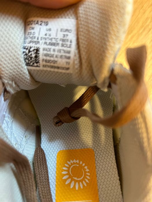 Спортни маратонки