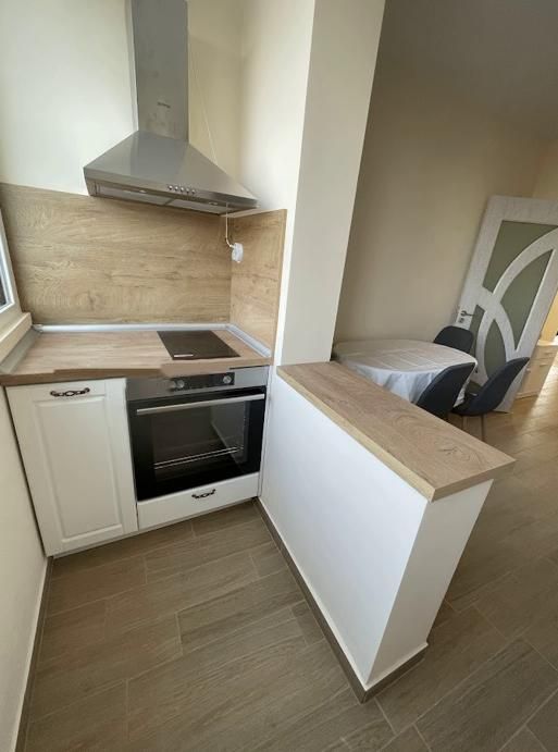 Дава се под наем Тристаен апартамент в София, Младост 1А - 80 кв.м за 800 € - Снимка #3