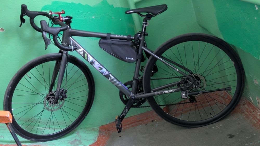 Шоссейный велосипед erec xm300