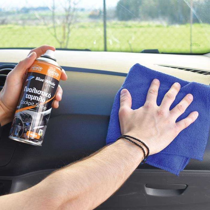 Спрей за автомобилни табла,пвц  повърности и други Cartech 650 мл.