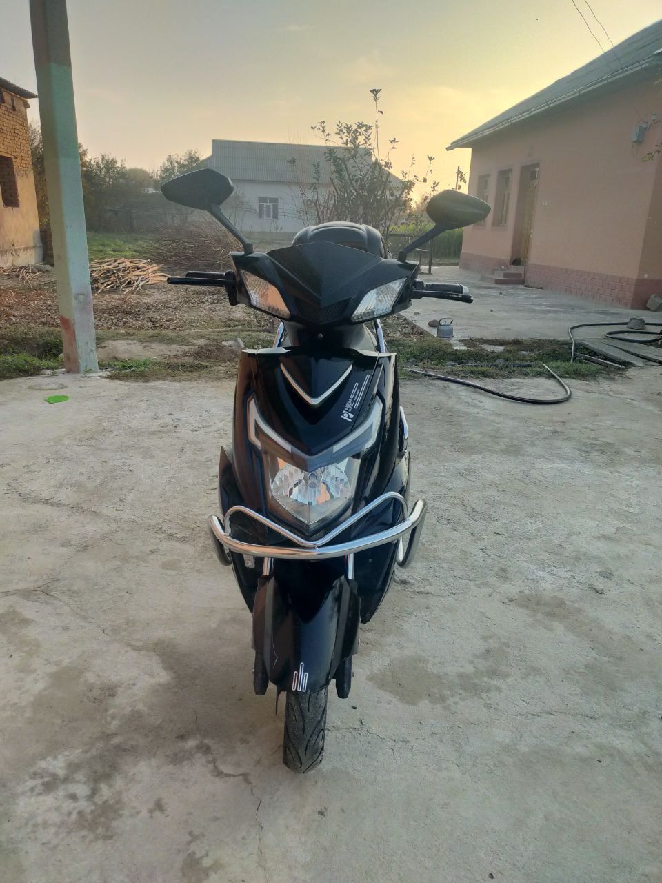 skuter sotiladi holati yaxshi