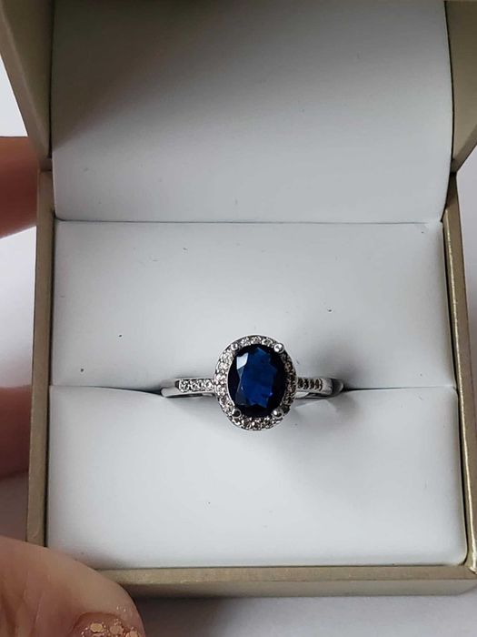 GR55,inel placat aur alb 18k,zirconii albe si safir, nou/marcat