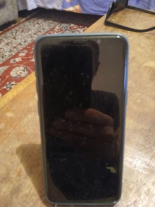 Продава се самсунг S9