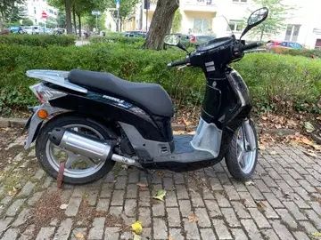 Scuter Kymco People S50 fără permis