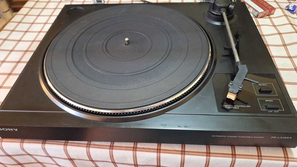 Pick up Sony PS-LX155A