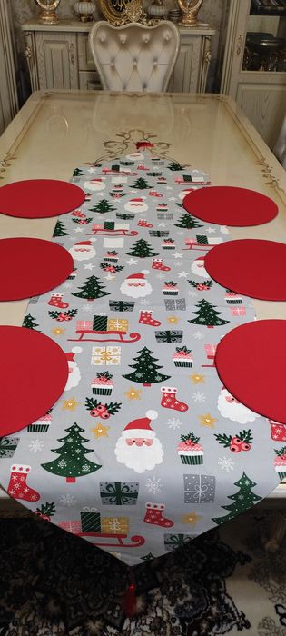 Новогоднее настроение Подарок Скатерт Раннер Подтарельники