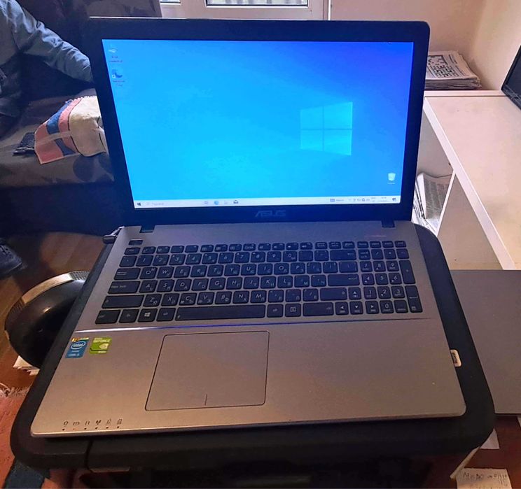 Asus X550L, i5-4200U/12GB RAM/240GB SSD/GeForce 820M (2GB)+HP подарък