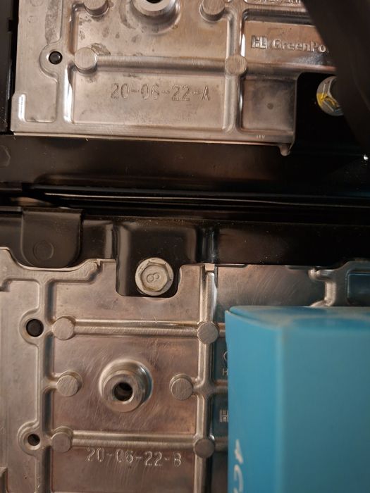 Acumulator de 13kw si invertor Easun. Dau si la schimb pe panouri foto