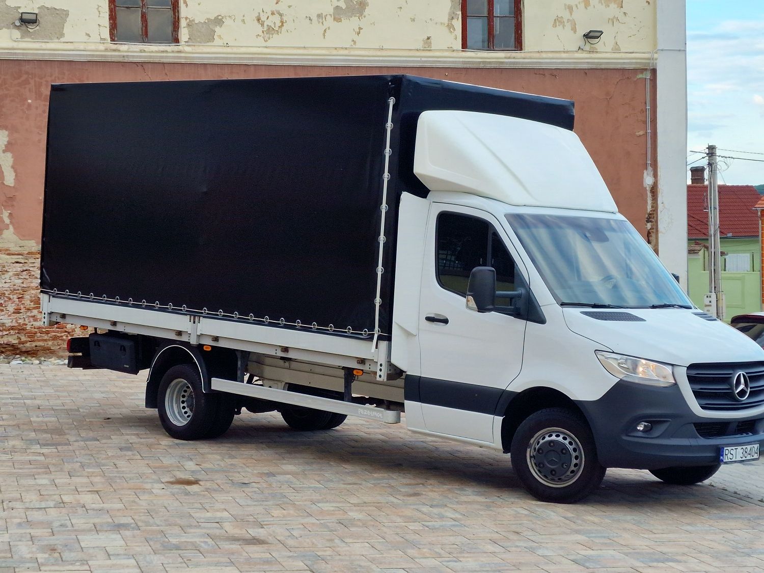 Mercedes sprinter 519 3.0 v6 190cp prelata 10 paleti  iveco daily