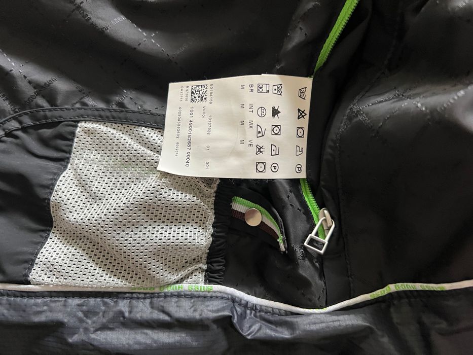 Boss пухен елек оригинален