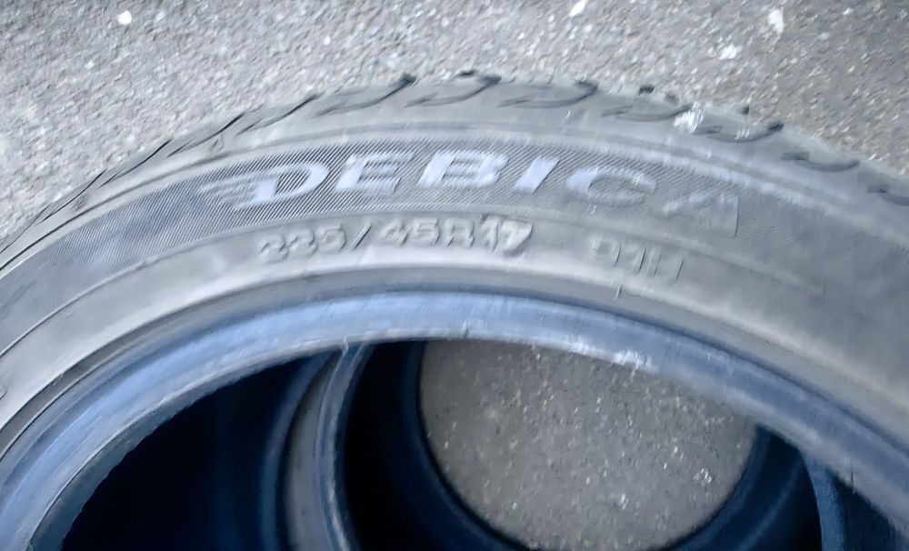 Anvelope iarna Debica Frigo 225 45 R17 cauciucuri împreună 180 lei