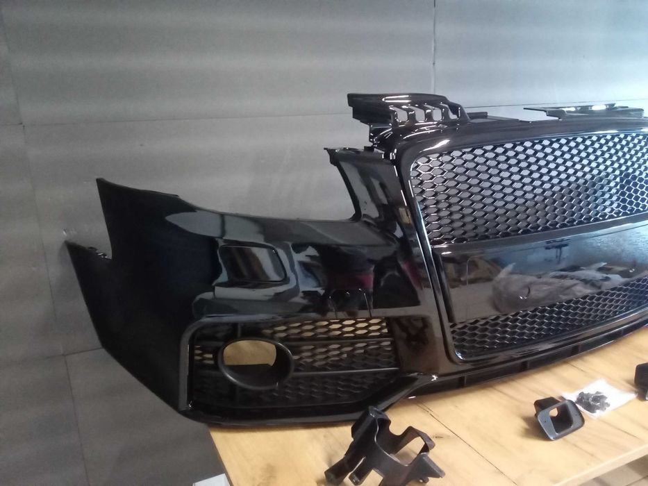 Bara fata Audi A4 B7 RS LOOK + S-LINE 2004-2007 Negru LY9B/LZ9Y