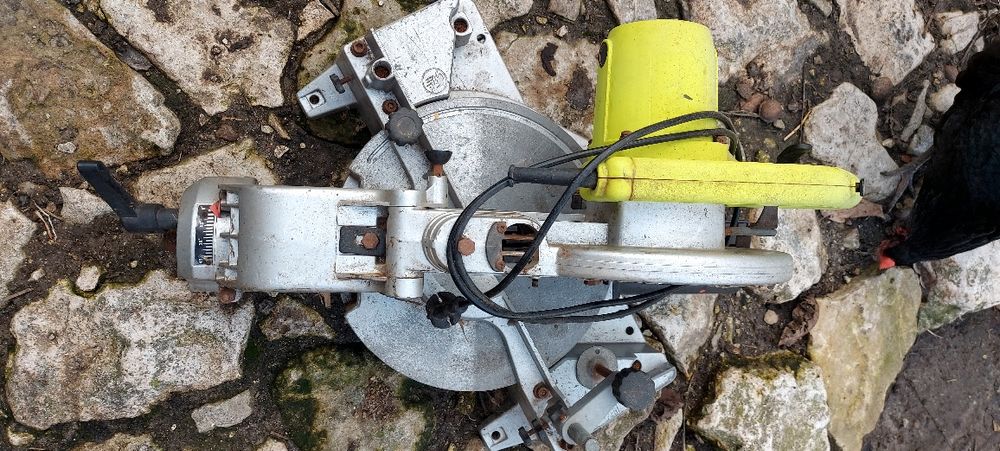 Ръчен    потапящ циркуляр