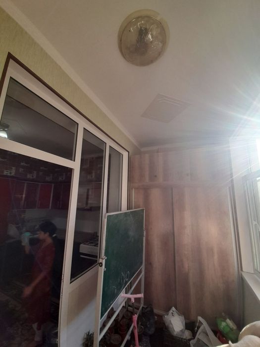 3 xonali 3 - etaj  kvartirani sotiladi