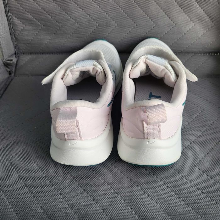 Маратонки Nike 28.5