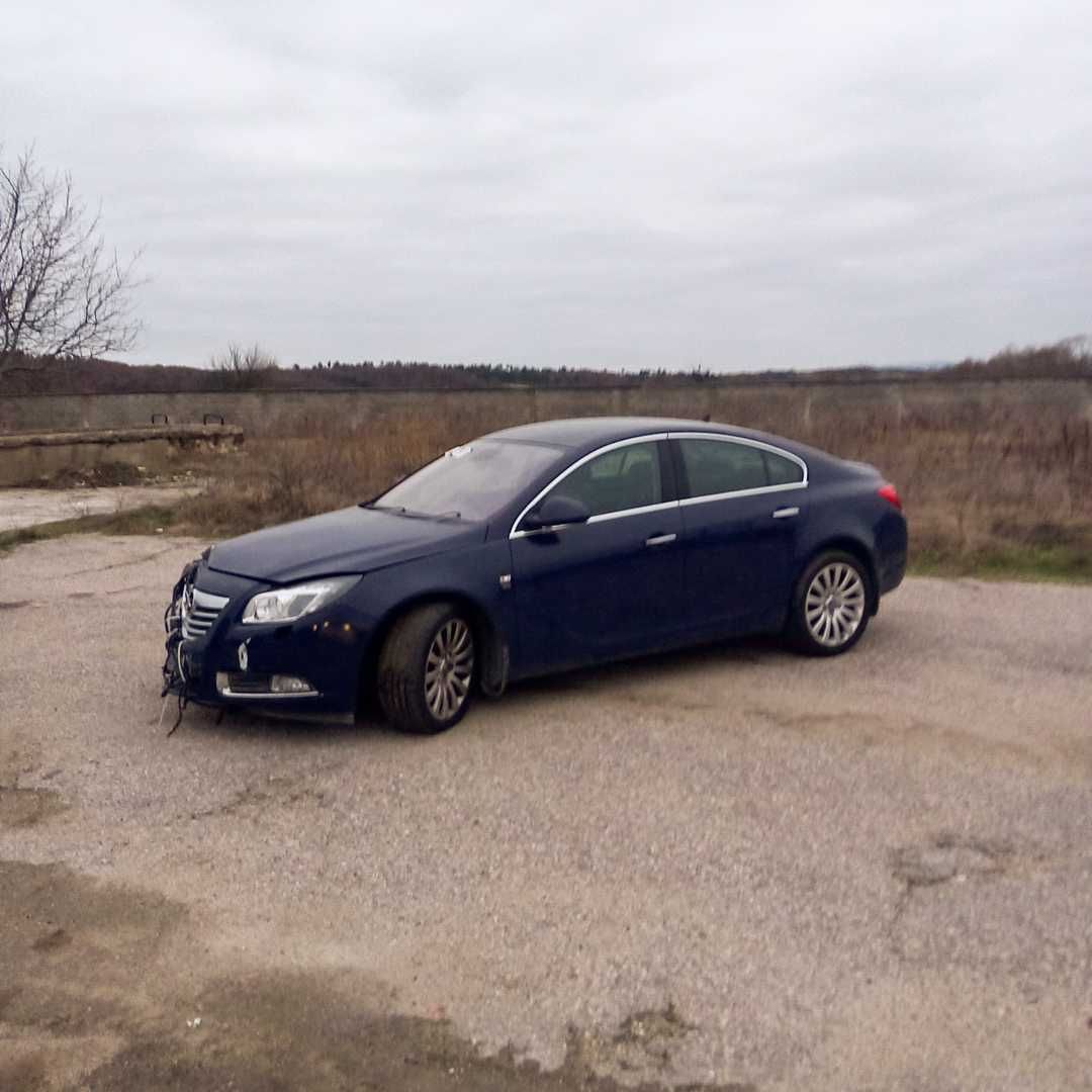 Opel Insignia A 2,0 Turbo Blue 2011 г./Опел Инсигния А синя бензин