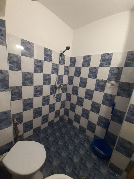 Двустаен в началото на кв. Бузлуджа до спирка качица