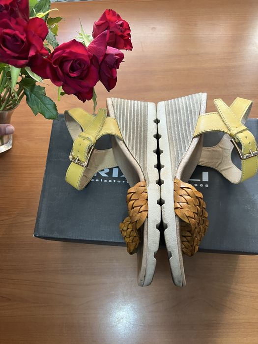 Sandale din piele Rizzoli