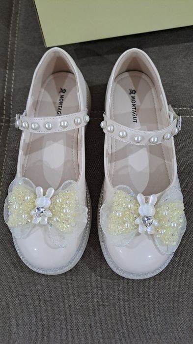 Красивые туфли на девочку