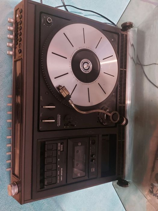 Уредба с грамофон GRUNDIG