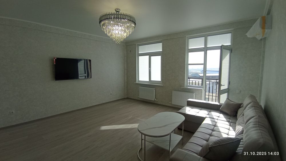 4 комн.  Паркент плаза. Авиатор