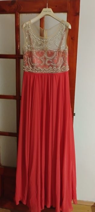 Rochie de seara Dekolte