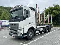 Volvo FH Transport forestier lemn cherestea busteni macara Loglift