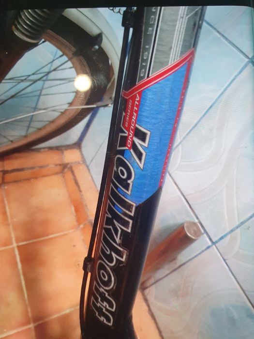 Bicicleta kalkof roti pe 28 cadru aluminiu