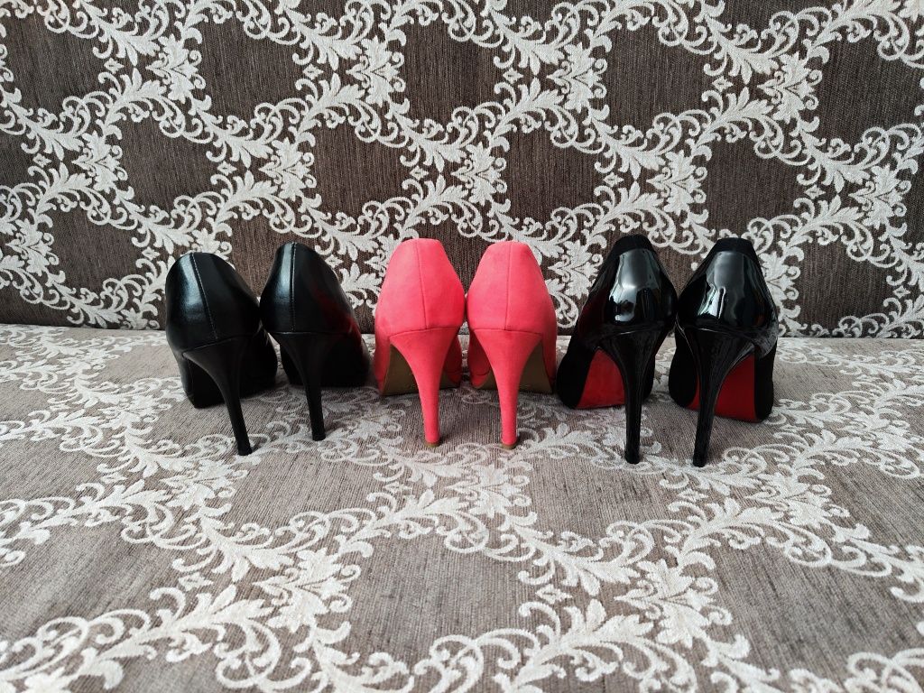Маратонки, сандали, ботуши  37 номер