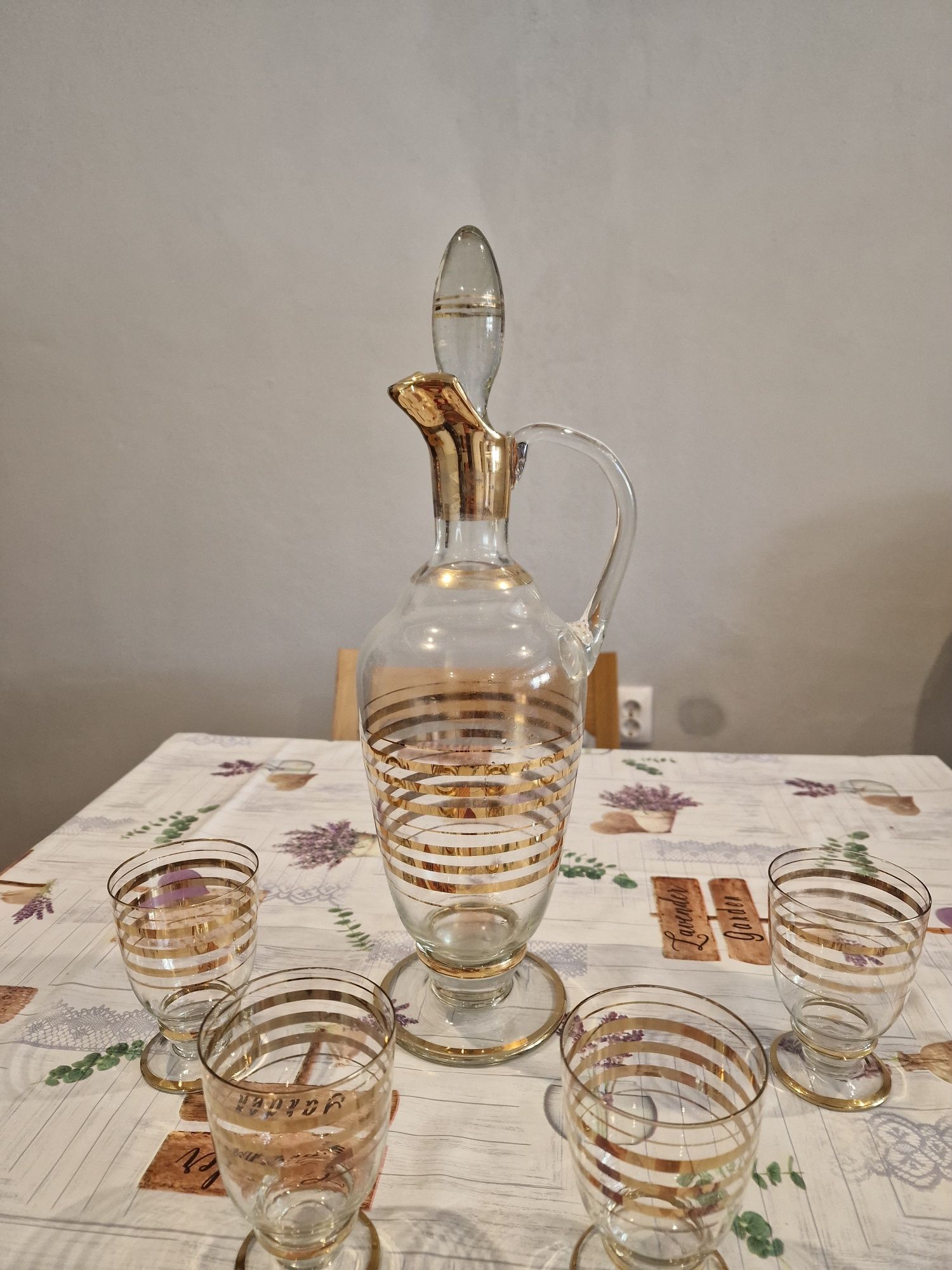 decantor vin/bauturi spritoase