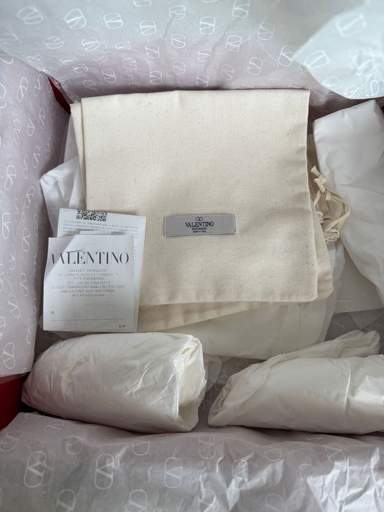 Valentino Garavani Lacerunner Sneakers ORIGINALI