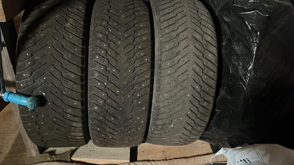 Продам зимние шины