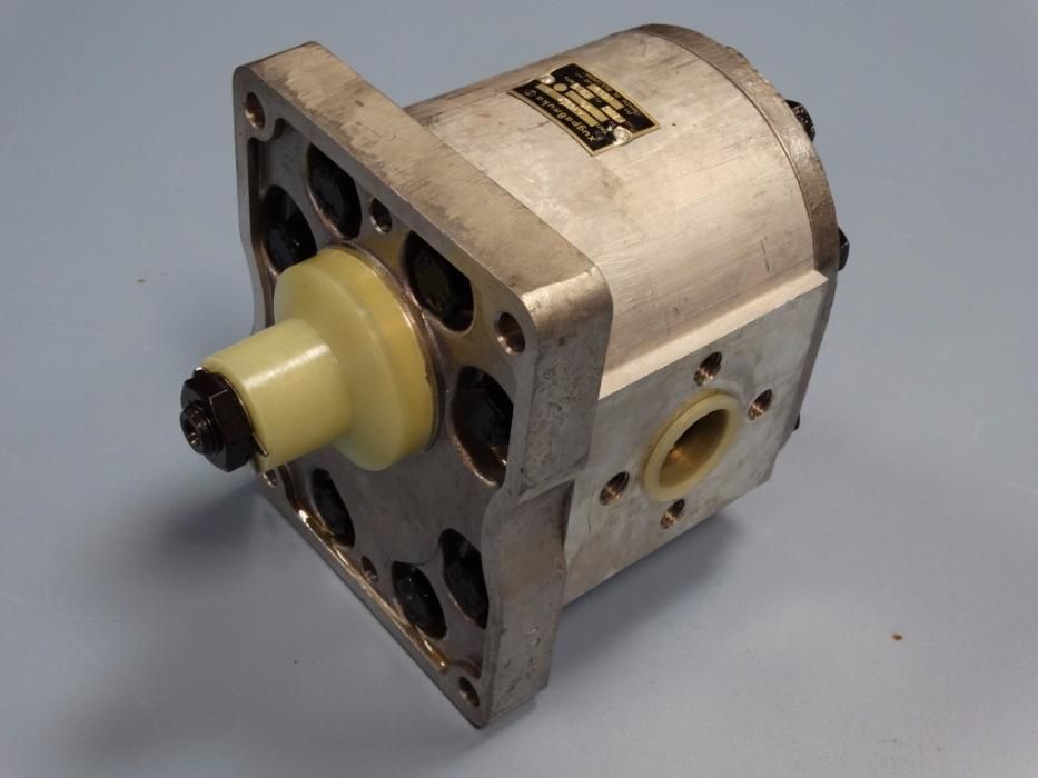 хидравлична помпа А 165 Х